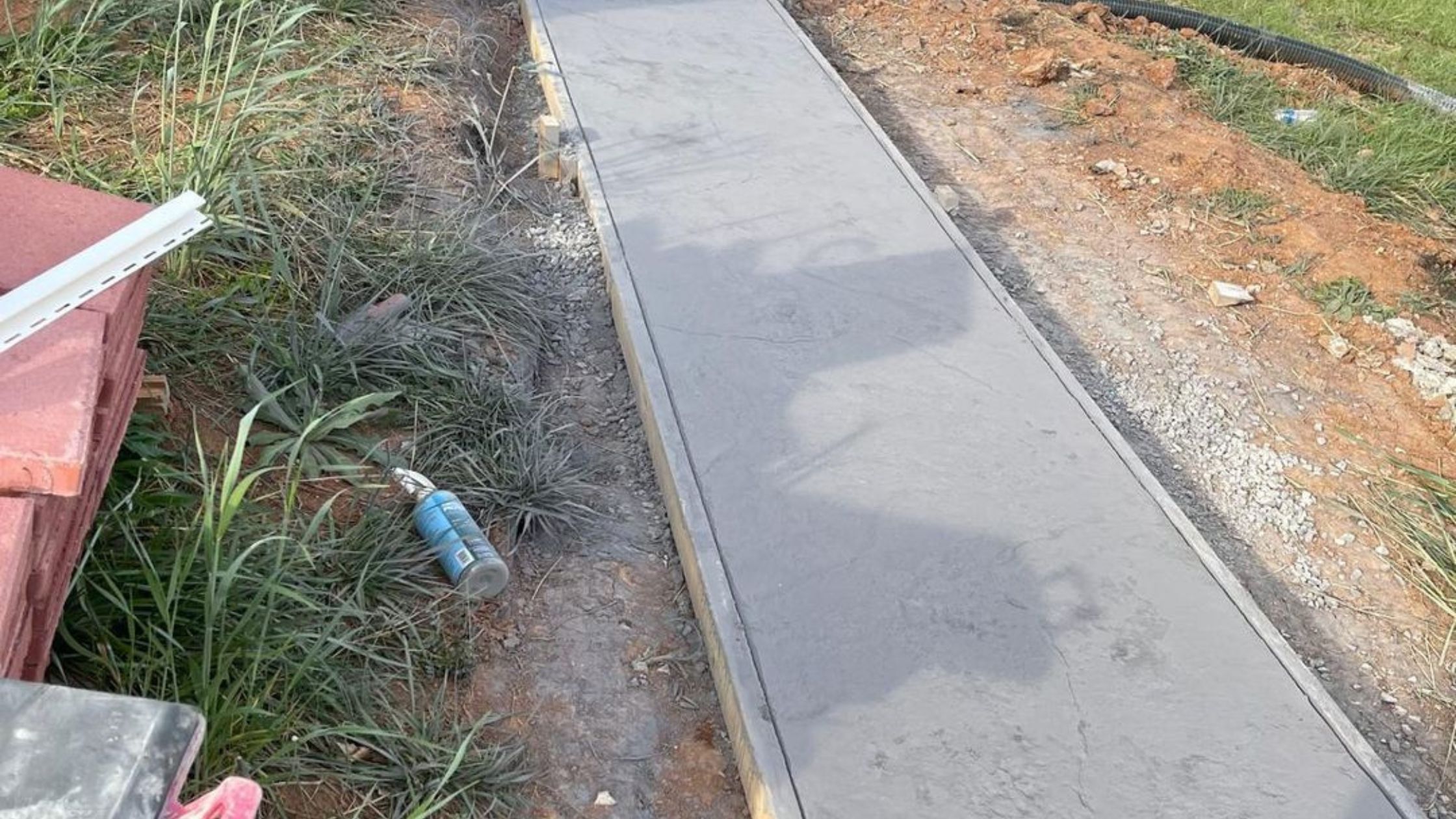 Read more about the article Concrete Contractors Near Me for Patios, Walkways, and More